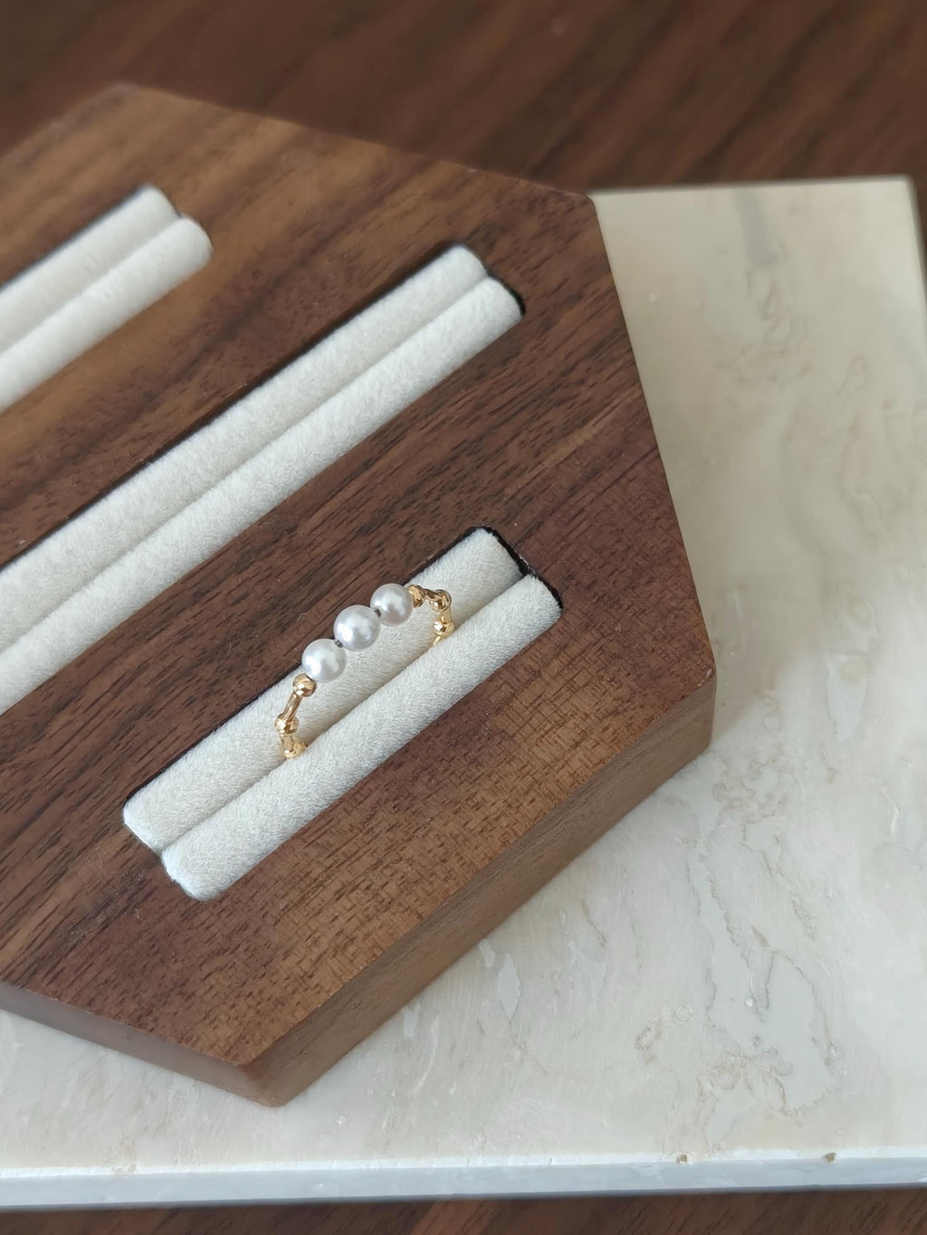 Adjustable Japanese Akoya Pearl Ring | Solid Gold, Minimalist Elegance