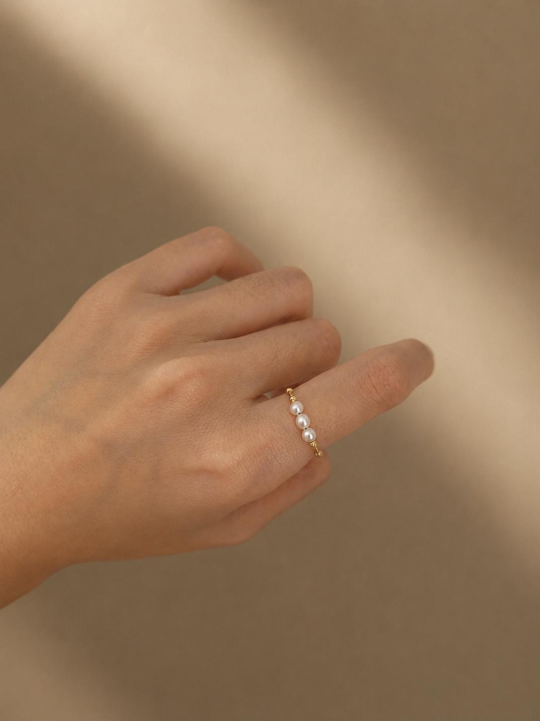 Adjustable Japanese Akoya Pearl Ring | Solid Gold, Minimalist Elegance